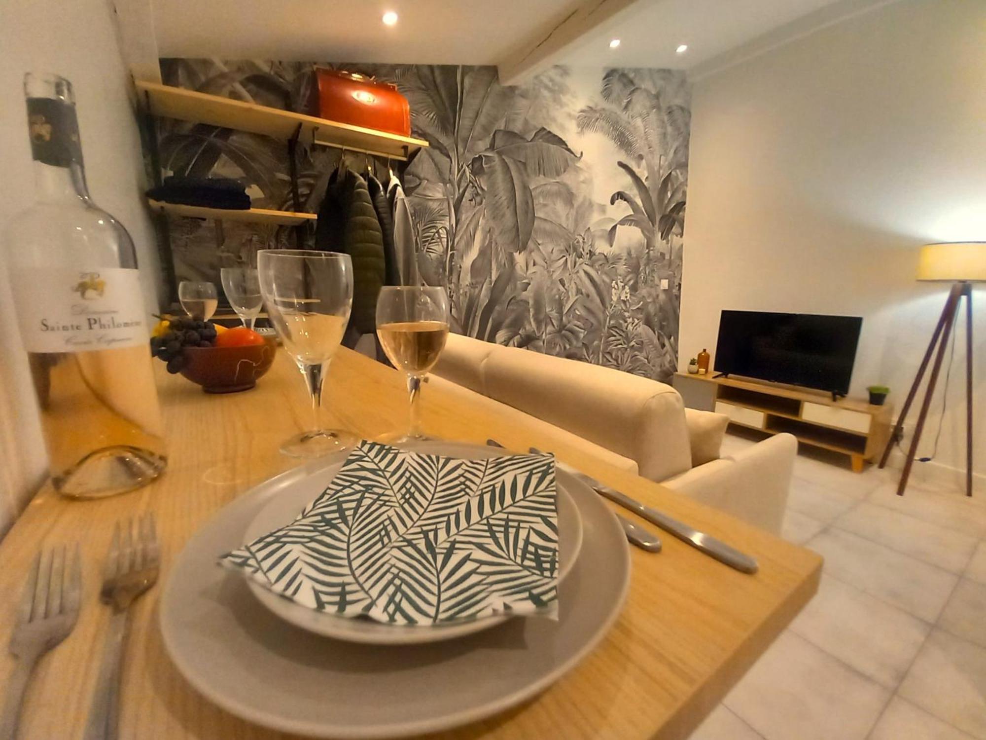 #3 Studio # Place Charmante Toulon Eksteriør bilde